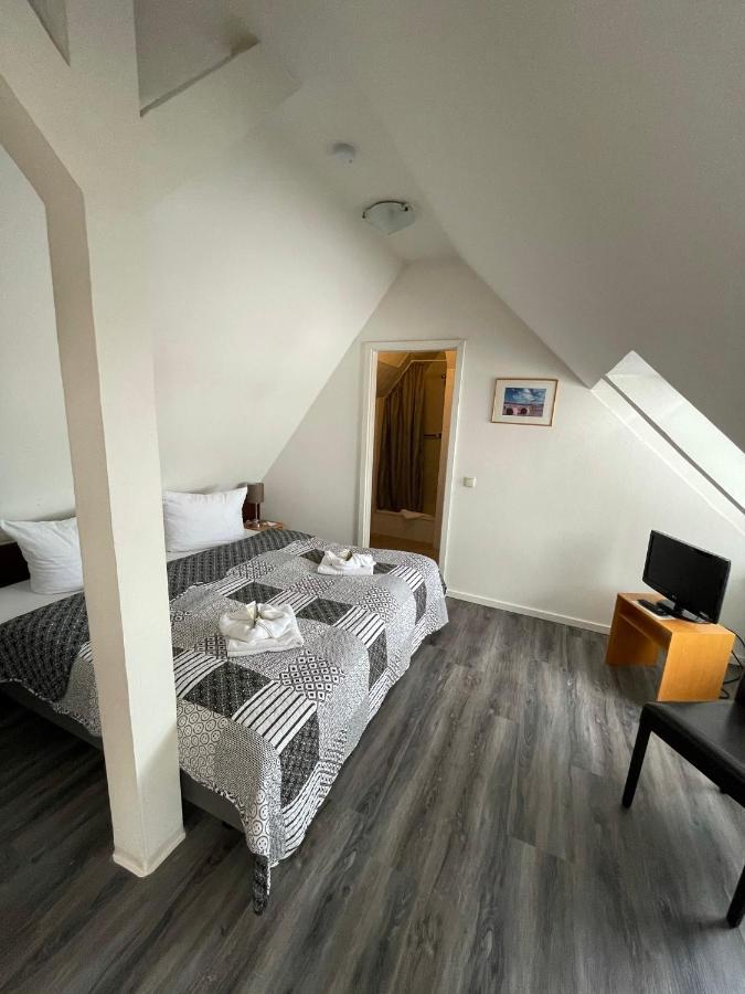 Ferienwohnung Altstadt 居斯特罗 外观 照片